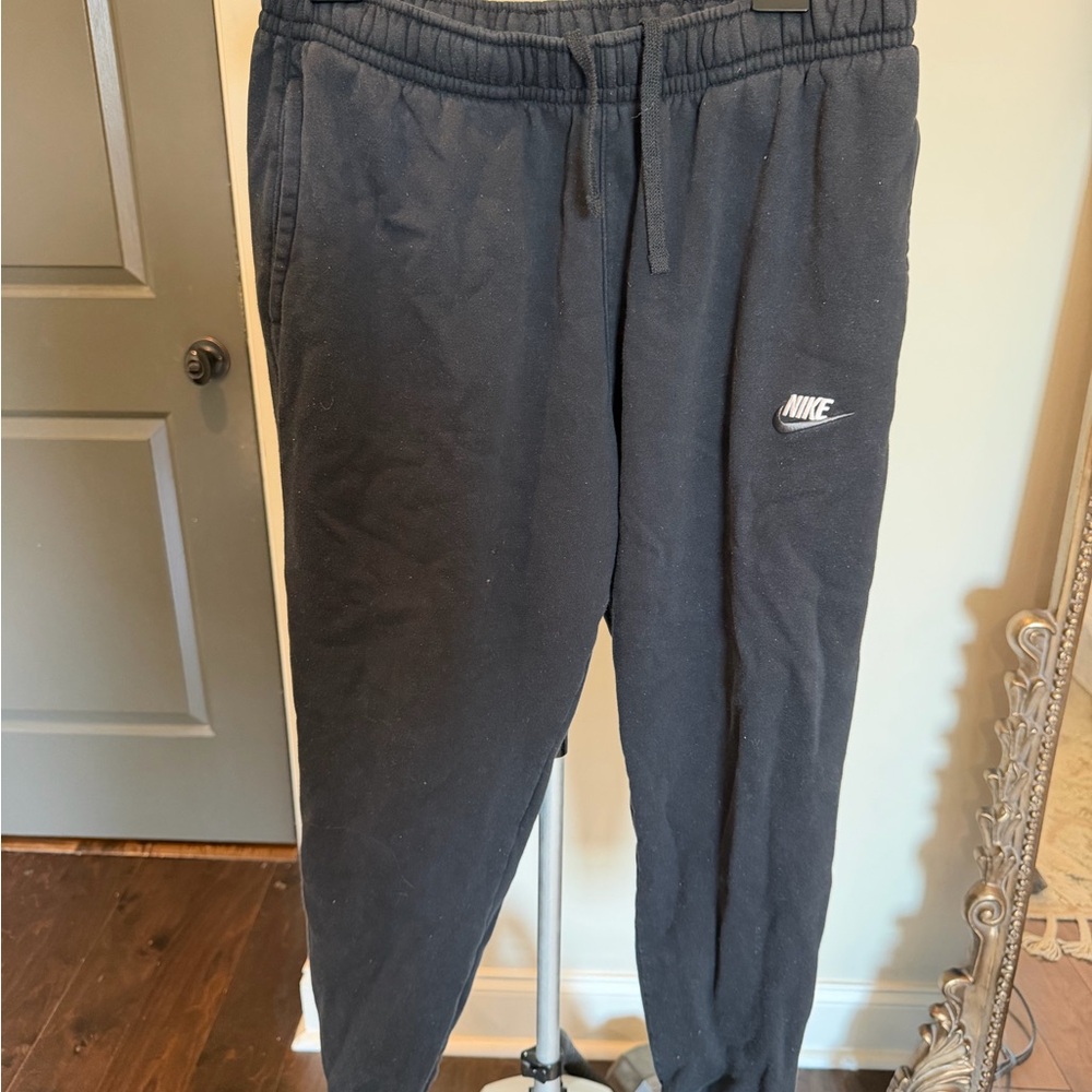 Men’s Nike Black Joggers with Logo Size Large